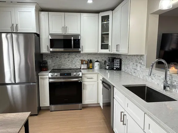 7303 Chelsea Cv N, Hopewell Junction, NY 12533