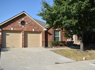 12124 Macaroon Ln, Fort Worth, TX 76244