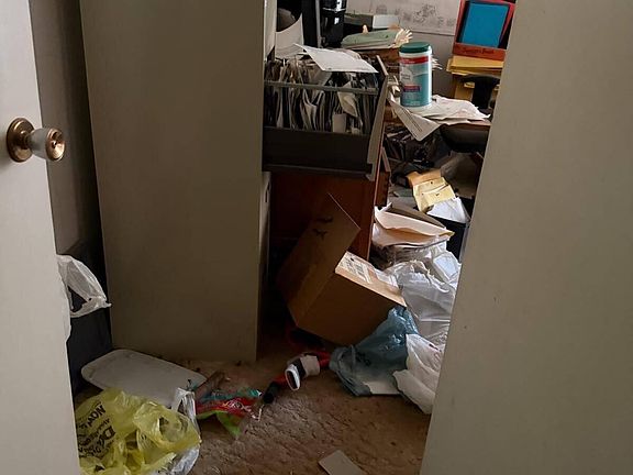 3rd image of 109 Lake Blvd