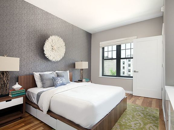 2nd image of 125 Parkside Ave #5BA