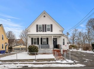 10 Lawrence St, Taunton, MA 02780