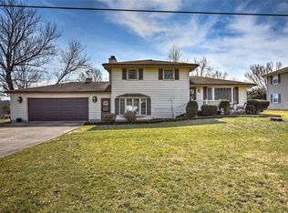 935 Oakview Ct, Mount Zion, IL 62549