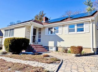 22 Ames St, Quincy, MA 02169