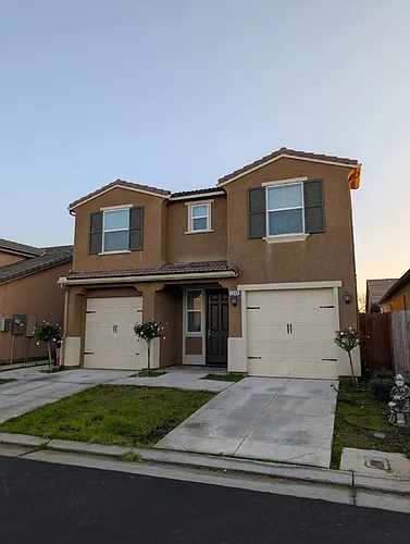 2348 Lombard Ln Photo 1