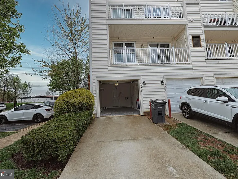 42309 Onyx Ter — Photo 17