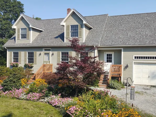 23 Iron Tree Street, South Thomaston, ME 04858