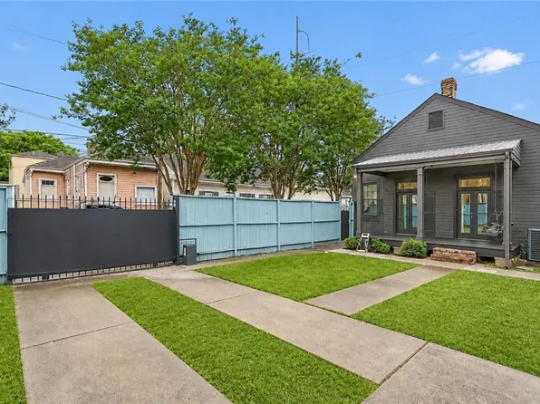 3228 Annunciation St, New Orleans, LA 70115