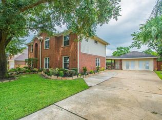 2506 Leroy St, Pearland, TX 77581