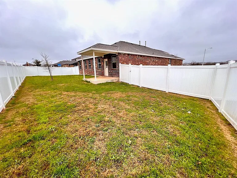 5717 Lehman Way — Photo 26
