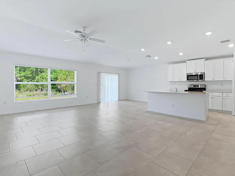 3911 Treasure Oak Way — Photo 2