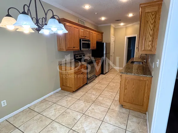 1708 W Hill Ave, Valdosta, GA 31601