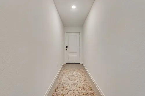 14112 Hammersmith St Photo 1