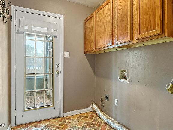 5th image of 5547 Paula Dr