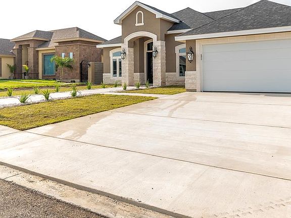 2nd image of 2726 Villa Romel Blvd