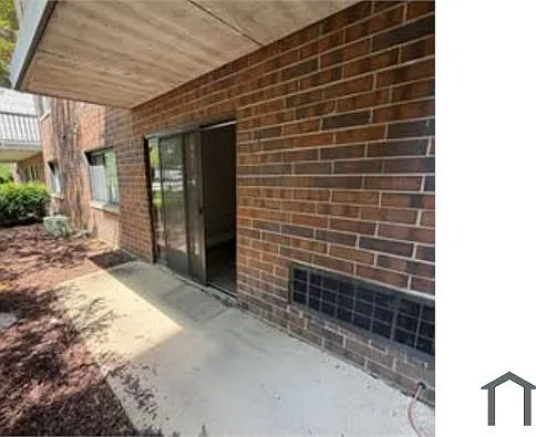 400 Manda Ln #101 — Photo 6