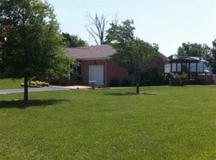 488 Darnell Rd, Benton, KY 42025