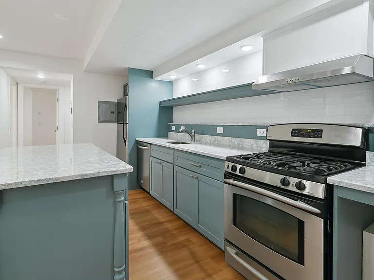 110 Summit Ave #G — Photo 10