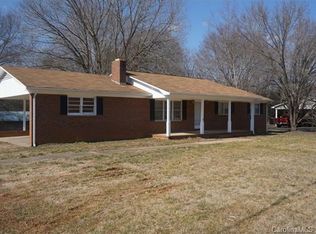 1807 Philadelphia Church Rd, Dallas, NC 28034