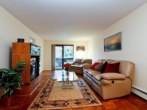 3rd image of 348 Central Park Ave APT C2