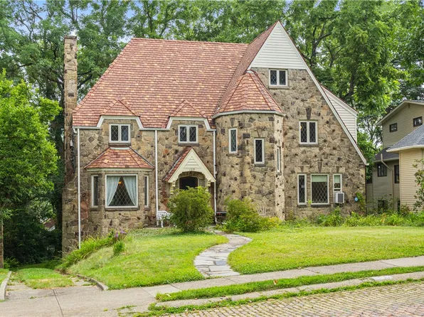 139 Main Entrance Dr, Pittsburgh, PA 15228