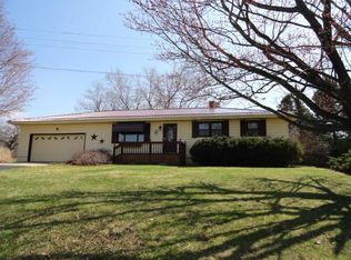 9595 Jacksontown Rd SE, Thornville, OH 43076