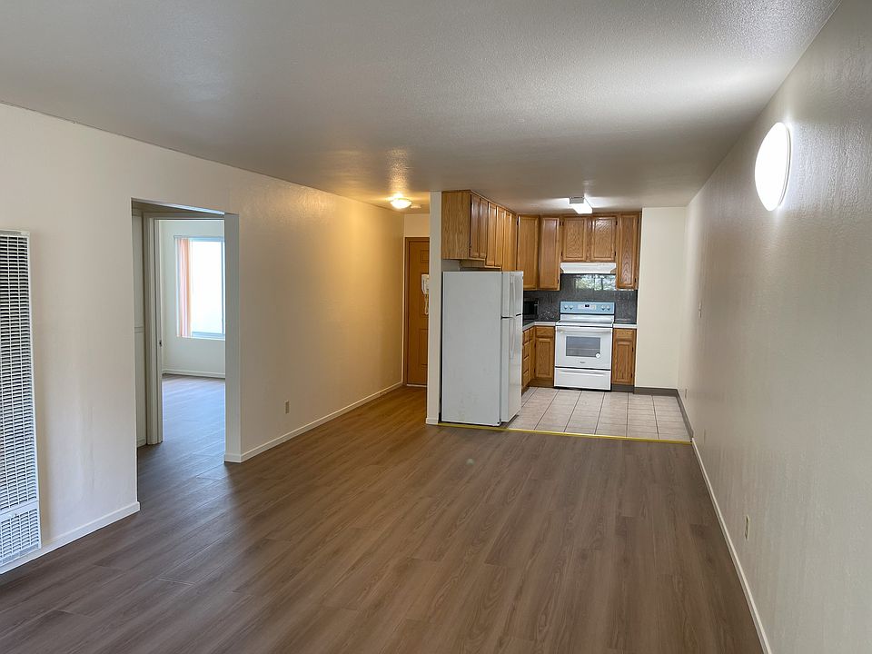 1st image of 377 Peoria St APT 4