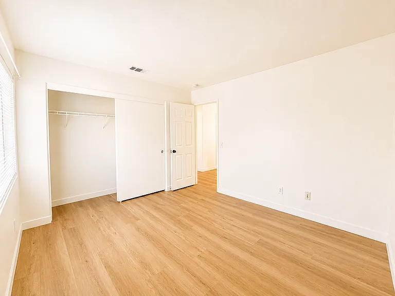 4420 Cloudywing Rd — Photo 26