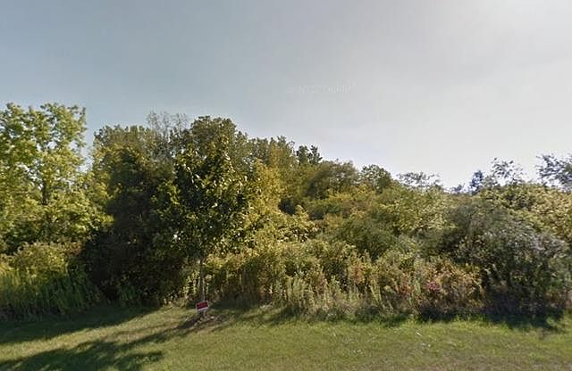 2nd image of 6 Saddle Ridge Ct