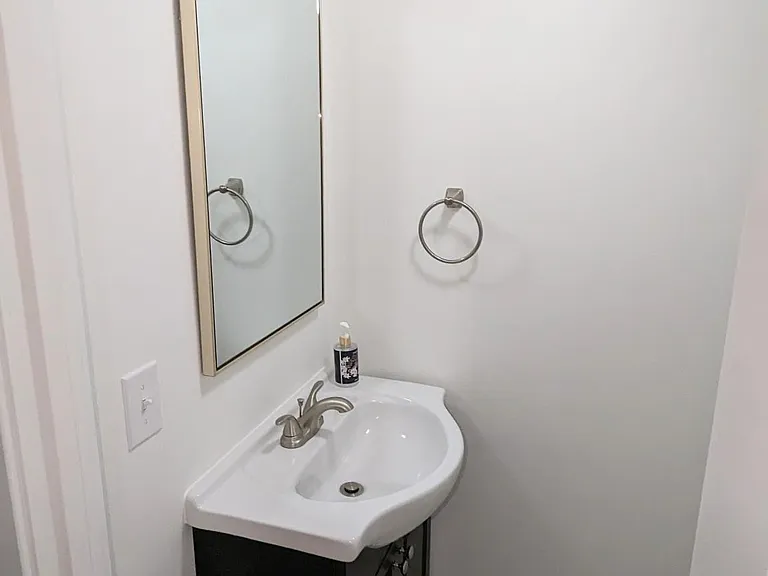 3005 Thames Ln — Photo 15