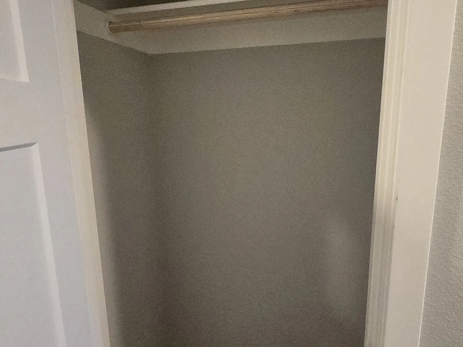 3 bed, 2.5 bath, 1715 sqft, $2,500 — Photo 4