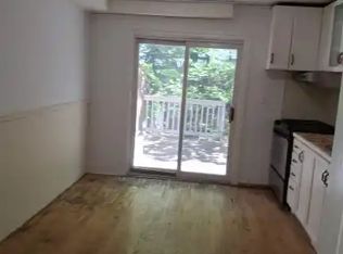 33 Woodward Ave #1A, Toronto, ON M4L2Y5