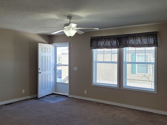 3rd image of 1585 Ray Blvd #688
