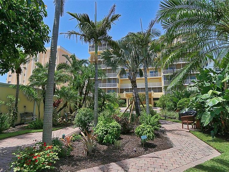 1977 Gulf Shore Blvd N Naples, FL, 34102 Apartments for Rent Zillow