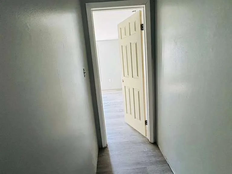 18 Barcelow St — Photo 16