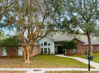 510 Rue Chateauguay, Ocean Springs, MS 39564