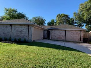 8606 Pinemill Rd, Humble, TX 77338