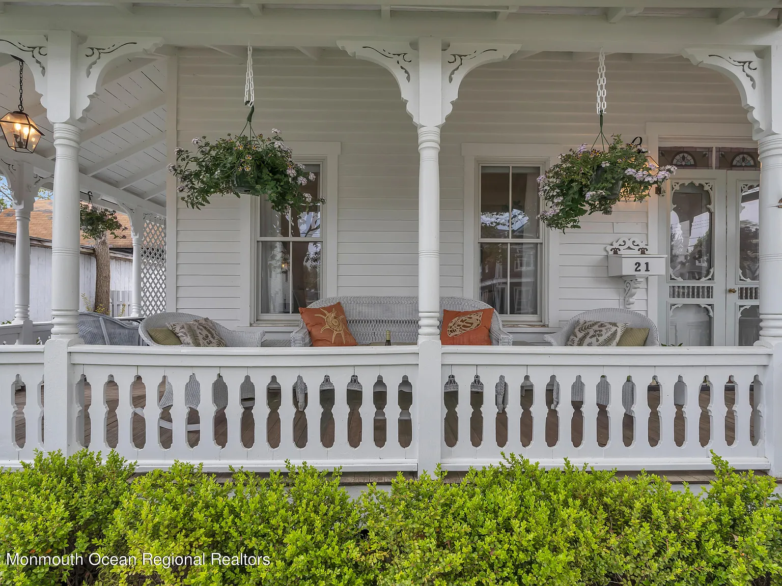 3 bed, 2.5 bath, $5,200 — Photo 4