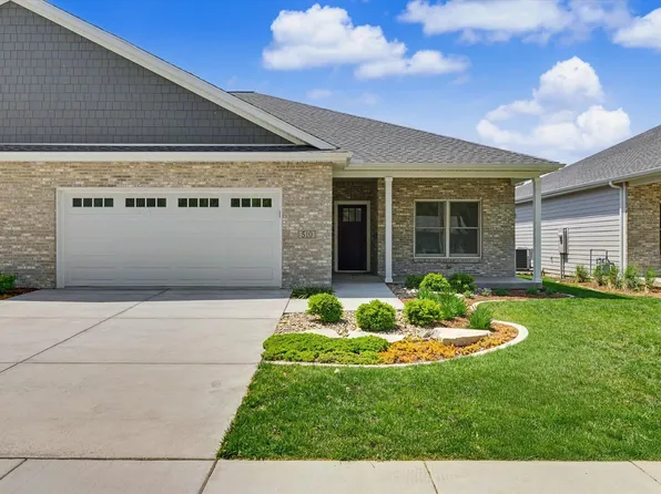 510 S 6th St, Fairbury, IL 61739