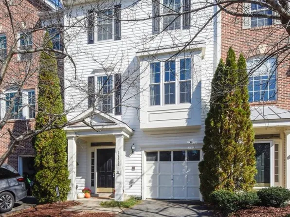 21682 Kings Crossing Ter, Ashburn, VA 20147