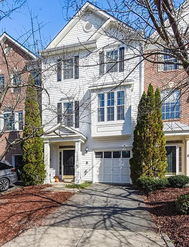 21682 Kings Crossing Ter Photo 1