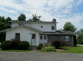 10429 W Lake Rd, Ripley, NY 14775