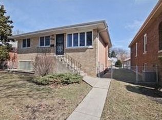 4205 Custer Ave, Lyons, IL 60534