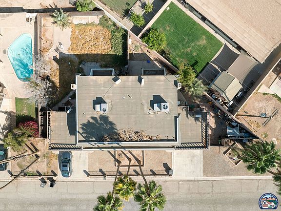 2nd image of 2094 Country Club Dr Unit A