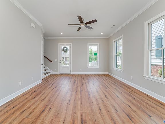 2nd image of 20 Pine St NW