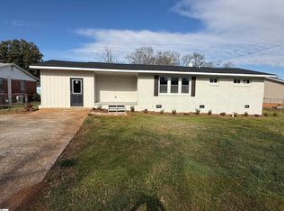 23 Gardenia Dr, Greenville, SC 29617