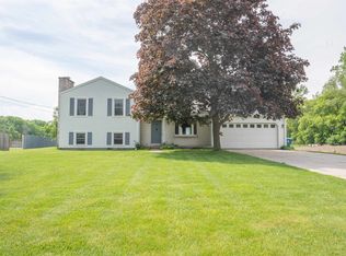 2293 W Midland Rd, Auburn, MI 48611