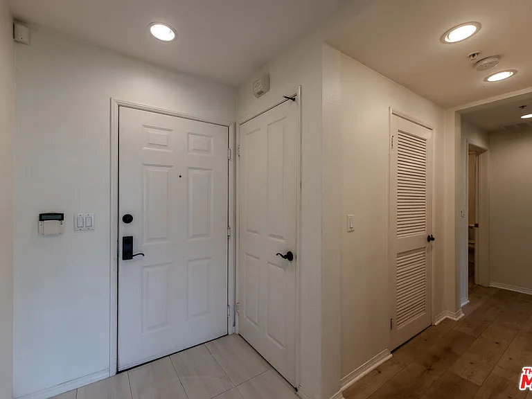 6020 Seabluff Dr #302 — Photo 30