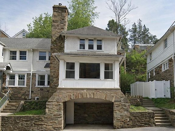 2nd image of 26 Rock Hill Rd