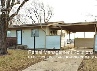 7128 SW Woodcroft Way, Topeka, KS 66619