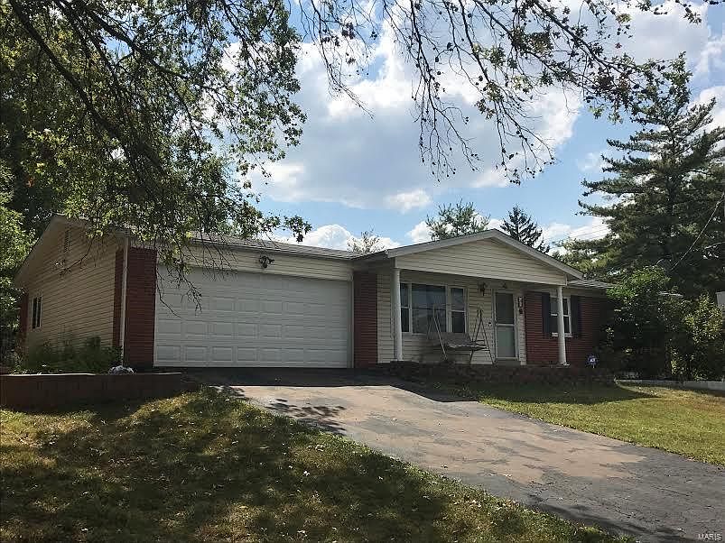 2nd image of 12292 Prinster Dr NE